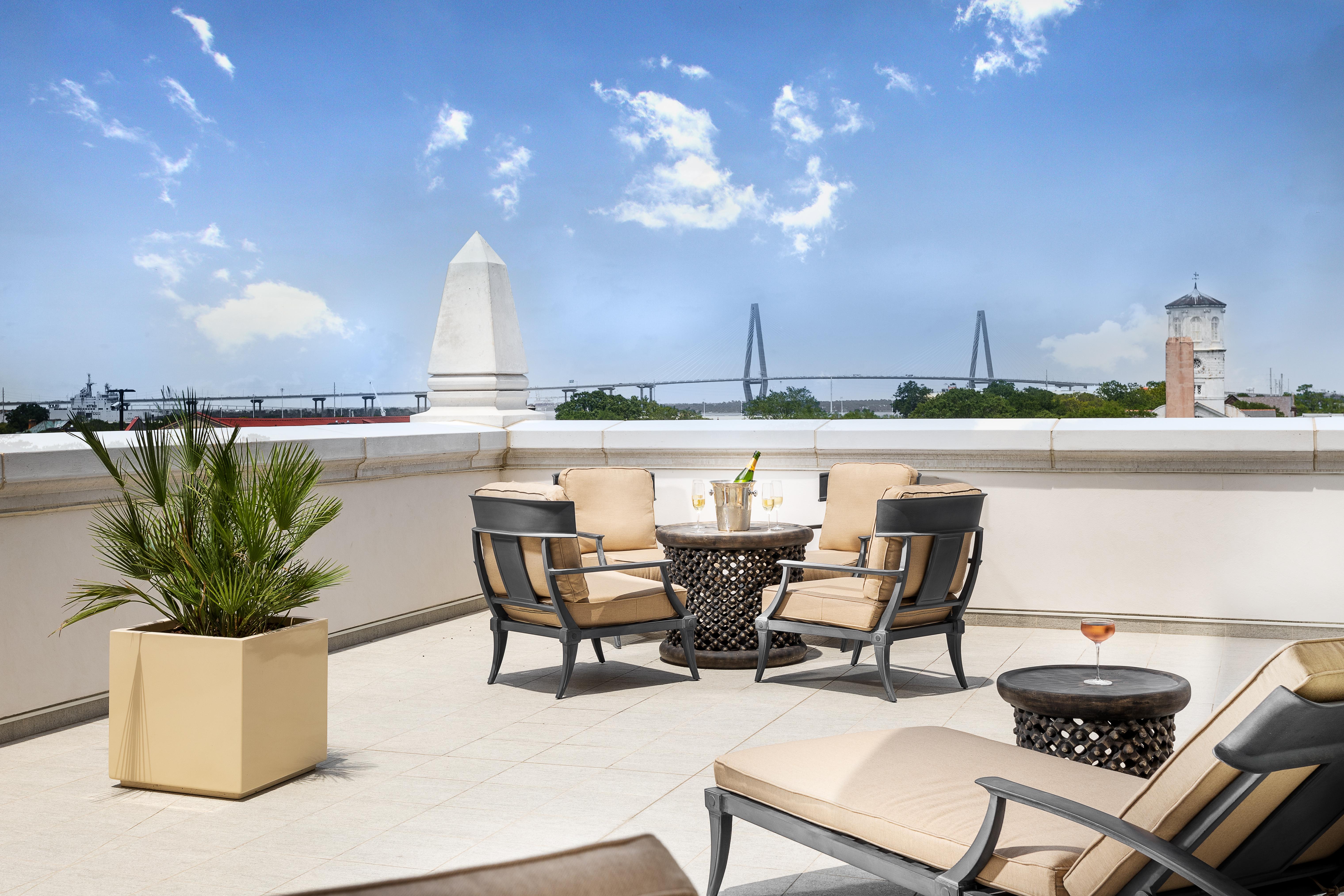 Presidential Suite Guestroom