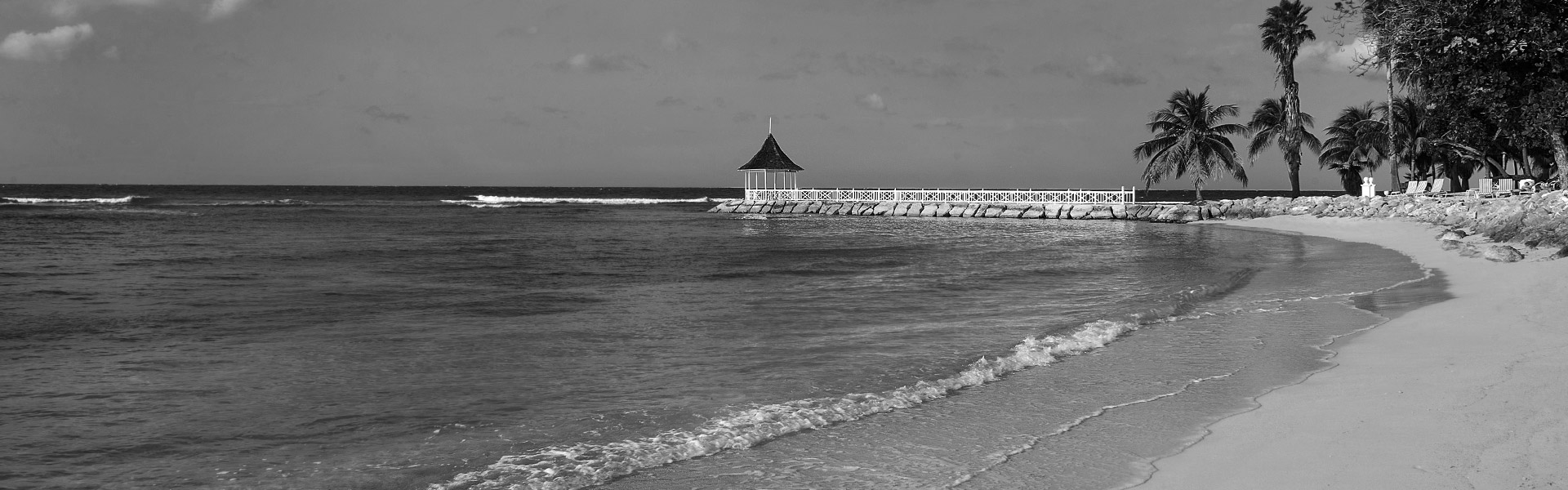 Half moon beach view black and white